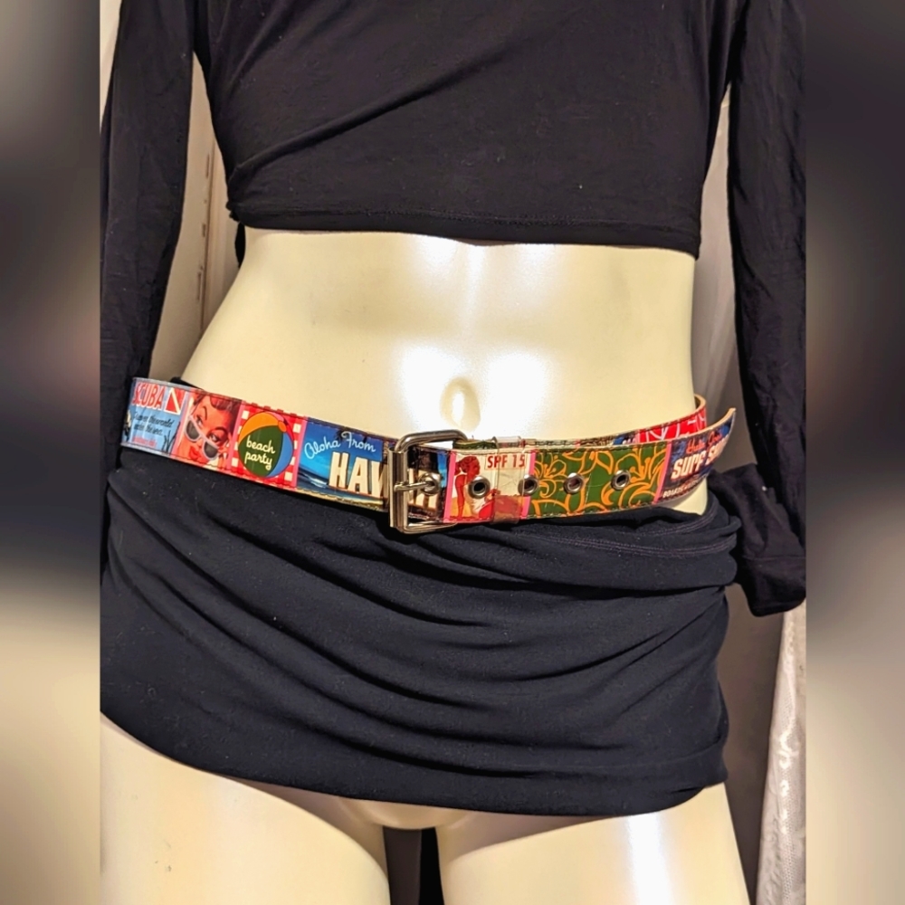 Rare, unique beach surfer Y2K vintage rockability plastic belt graphic art large